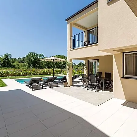 House Bianca Torre 포레치